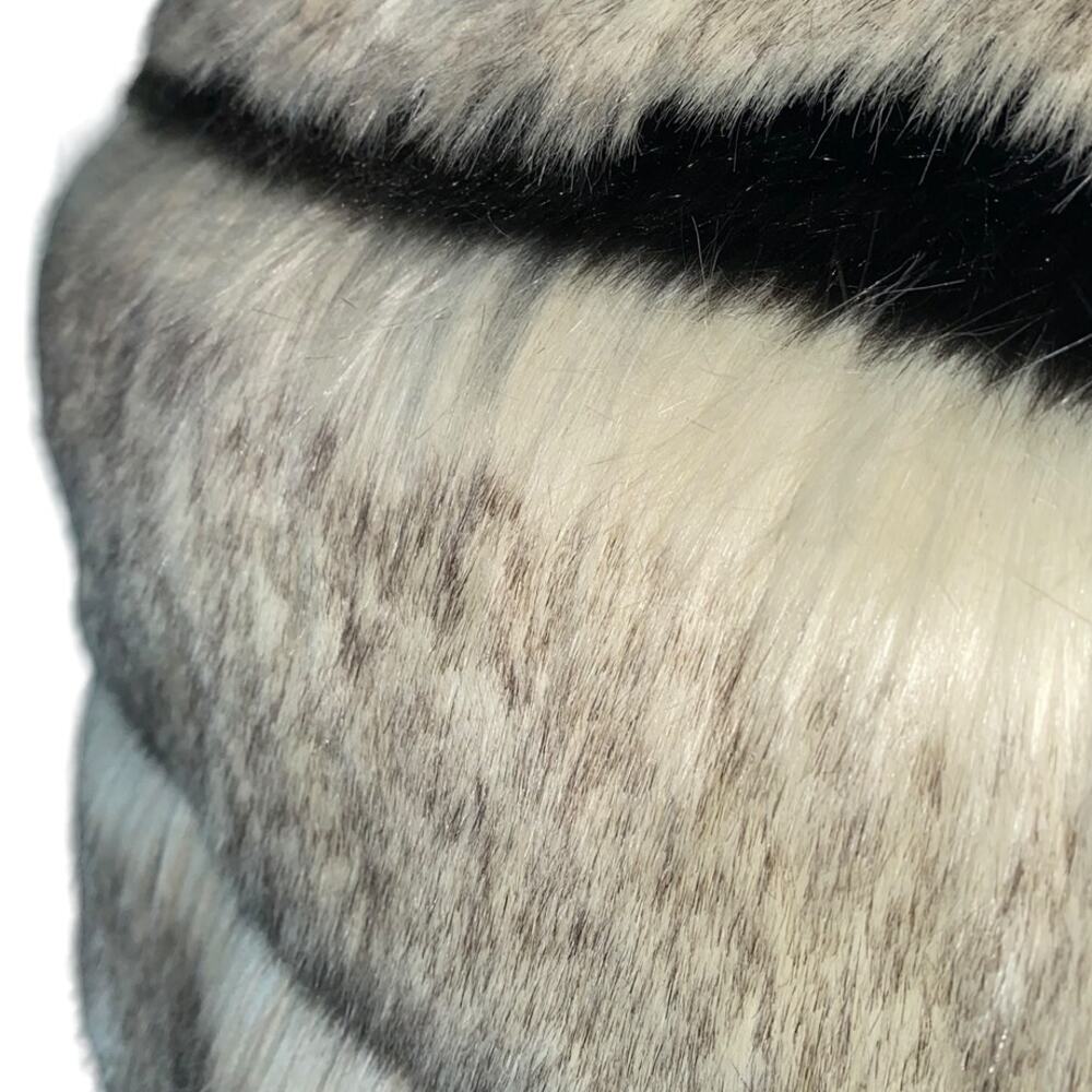 NWOT $398 Calypso St. Barth Merveille faux fur vest fits 4 or 6 size Small